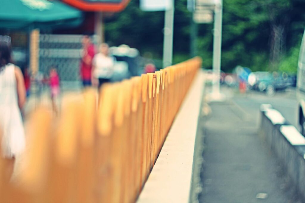 Abstract visualization of compounding interest, a key concept for successful student investing.