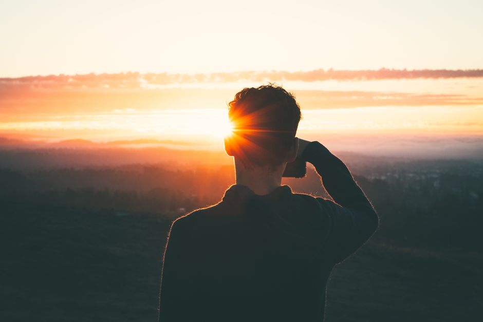 7 Ways an Early Morning Rise Boosts Your Success