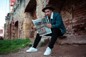 Newsletter Writing: 7 Proven Ways for Students to Monetize Round-Ups