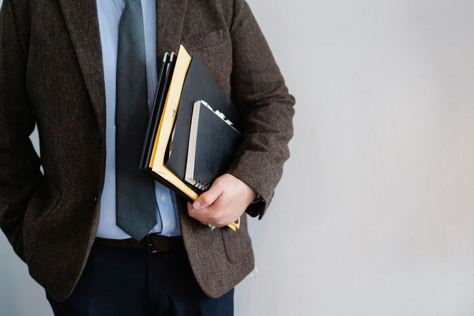 Professional Etiquette: 7 Smart Tips for Student Communication
