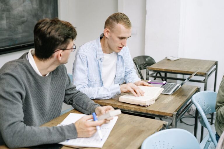 7 Powerful Ways to Deal with Loud Roommates & Study Chaos