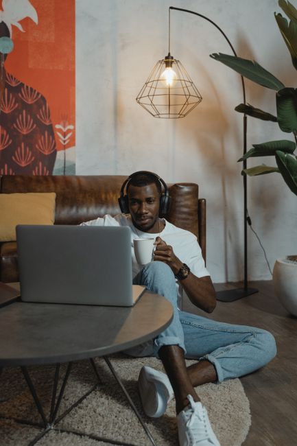 Introverts Guide: 7 Proven Steps to High-Paying Remote Tech Gigs
