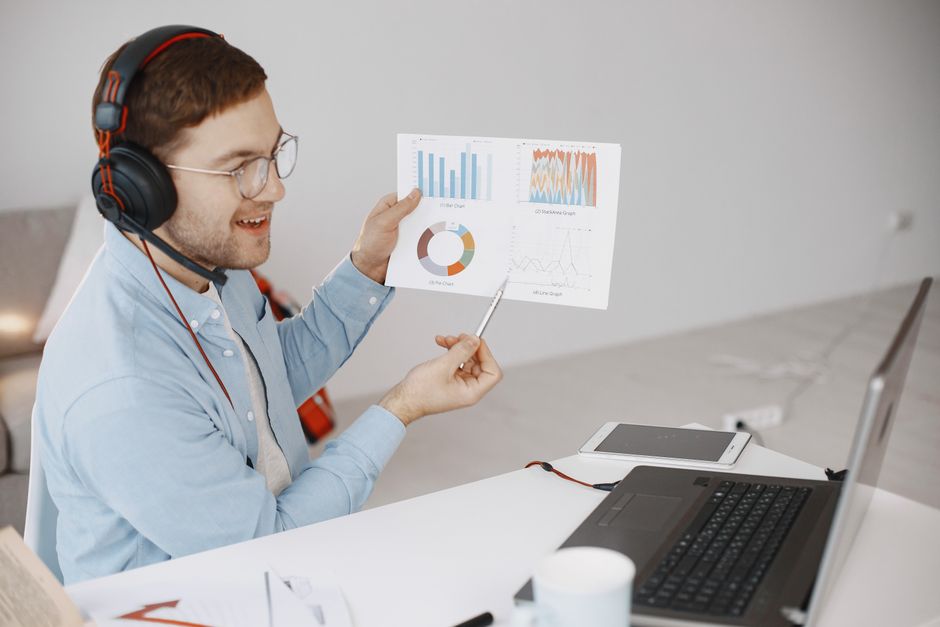 10 Best Transcription Jobs for Beginners in 2026