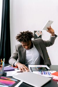 7 Proven Ways to Balance Demanding Part-Time Jobs and Studies