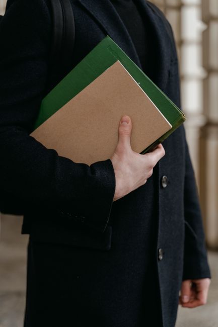 7 Steps to Law School Admissions: Prep, Essays, & Timelines