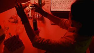 Write High-Scoring Laboratory Reports: 7 Expert Steps for A+ in 2026